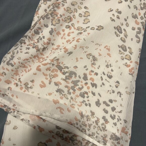 Lace Tank Soft Cream and Pink Design - Picture 2 of 8